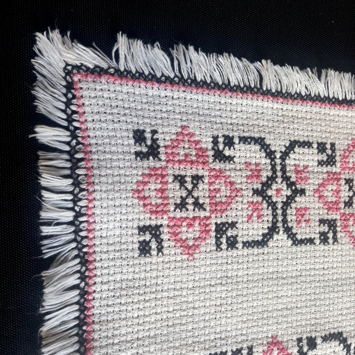 Vintage Hungarian Folk Art Table Runner Pink Tulips Hand Stitched 1950-60s