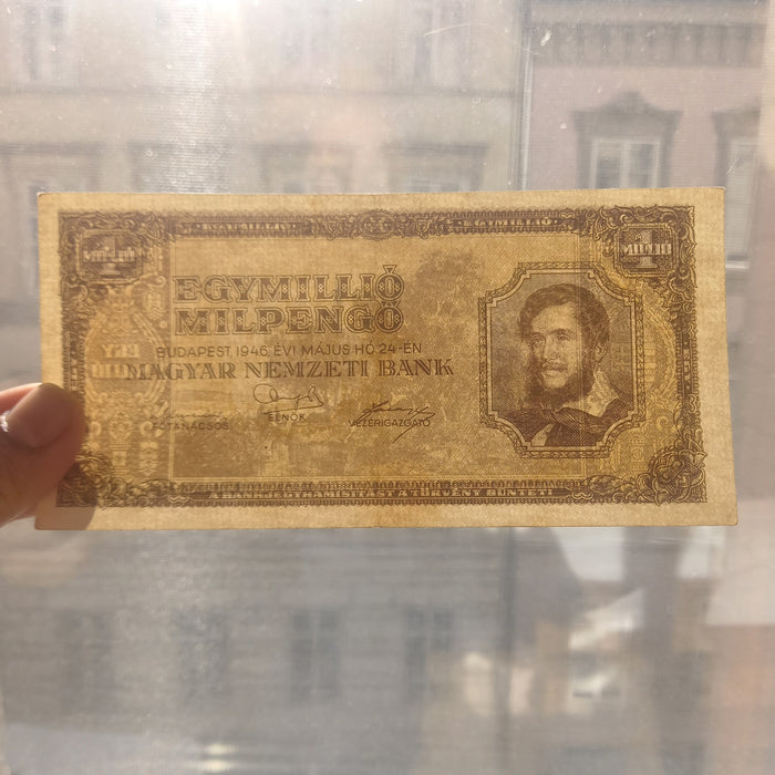 1946 Hungary Banknote One Million Milpengo Hyperinflation WWII Trillion Pengo Currency AU