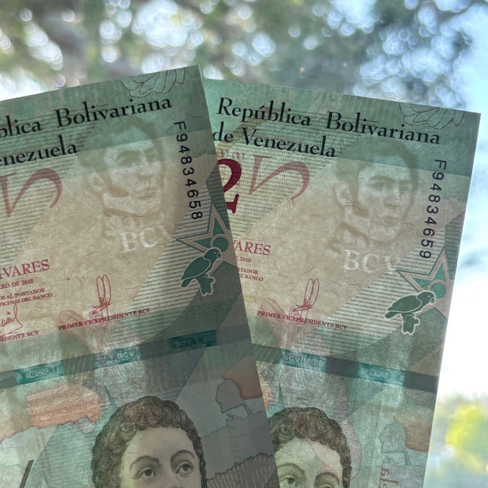 Consecutive Banknote Lot Venezuela 2 Bolivares Pair Josefa Camejo UV Verified