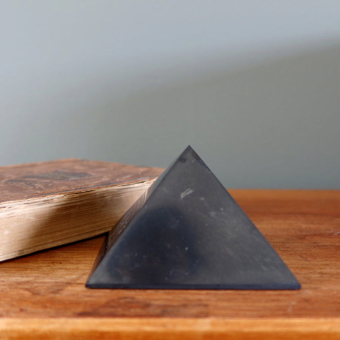 Shungite Pyramid Handsome Black Crystal Protector