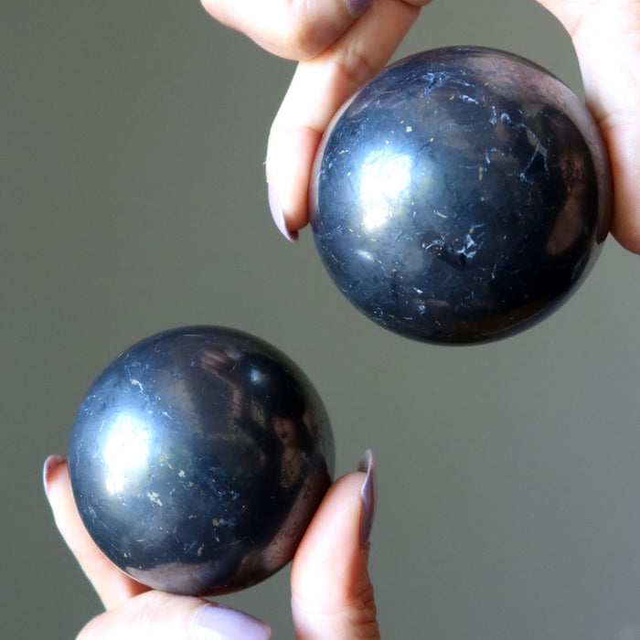 shungite spheres