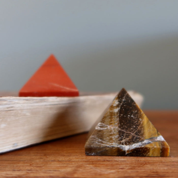 Crystal Pyramid Set Red Jasper & Golden Brown Tigers Eye