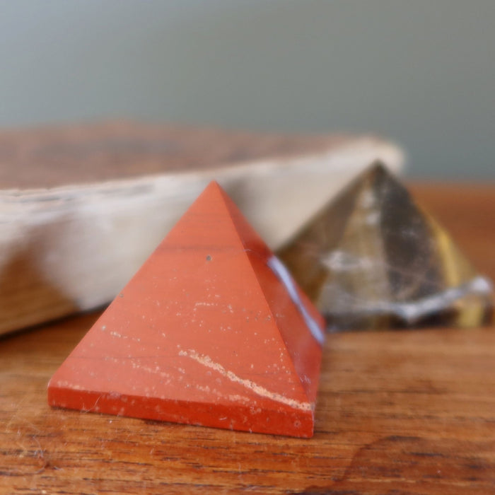 Crystal Pyramid Set Red Jasper & Golden Brown Tigers Eye