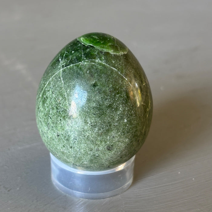 Chrome Diopside Egg Green Crystal Mineral Meditating