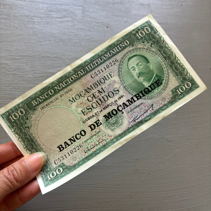Vintage Banknote 1961 Mozambique 100 Escudos 1976 Overprint Rare Transition Note