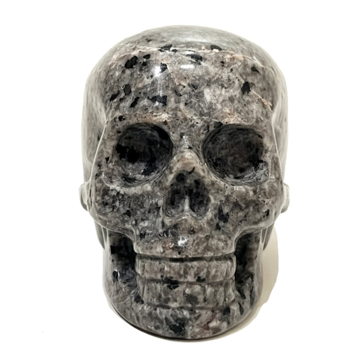 Yooperlite Skull UV-Reactive Glow Stone Gray Sodalite