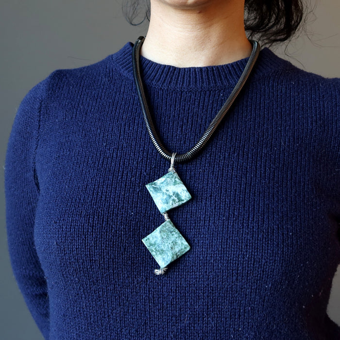 sheila wearing Tree Agate Necklace