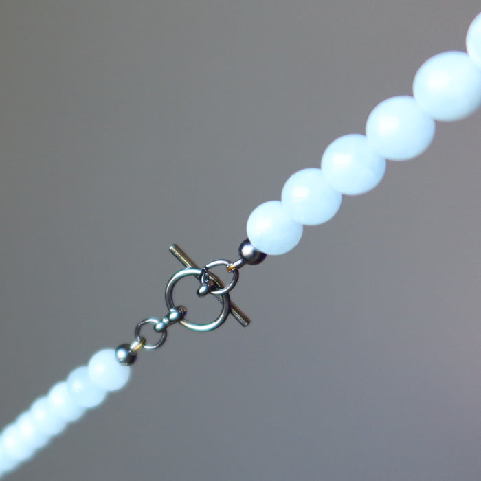 toggle clasp of blue aquamarine necklace