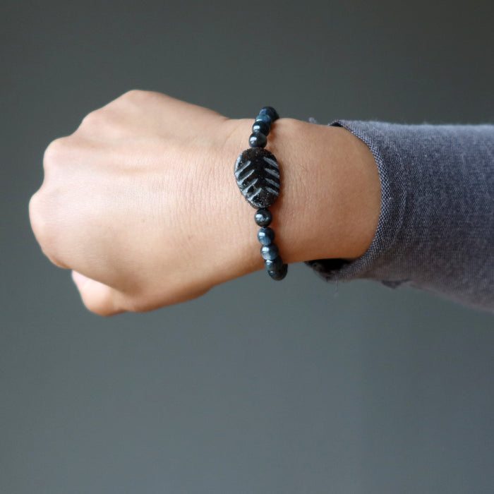 model wearing Arfvedsonite Leaf shape and Blue Kyanite Bracelet 