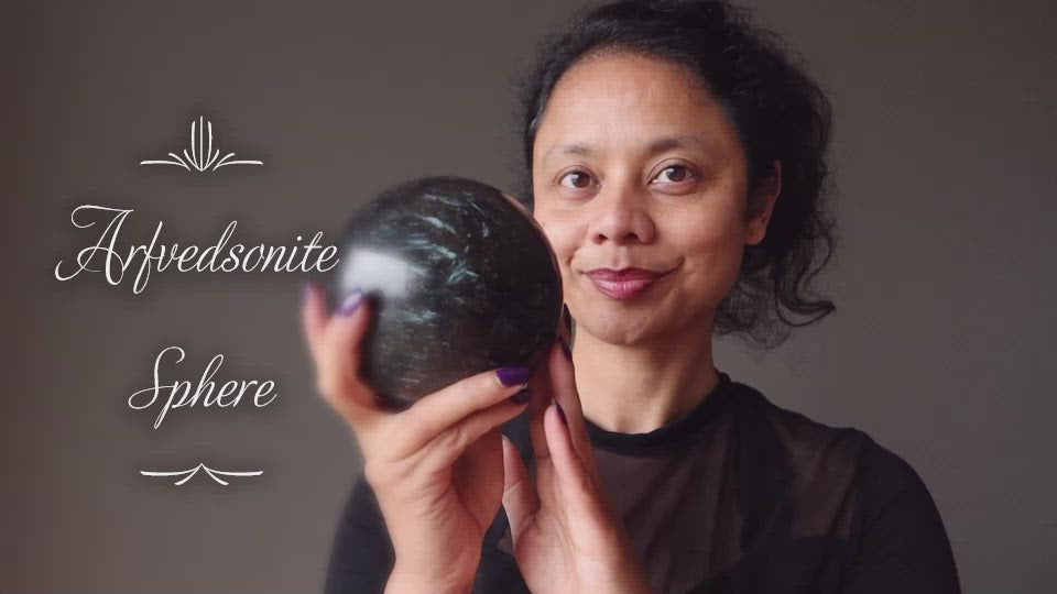 video on arfvedsonite sphere