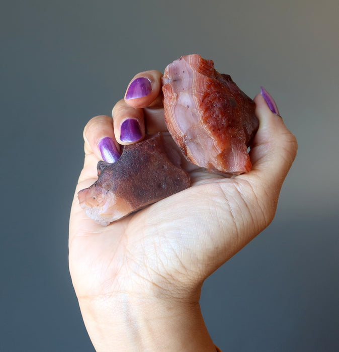 raw carnelian stones