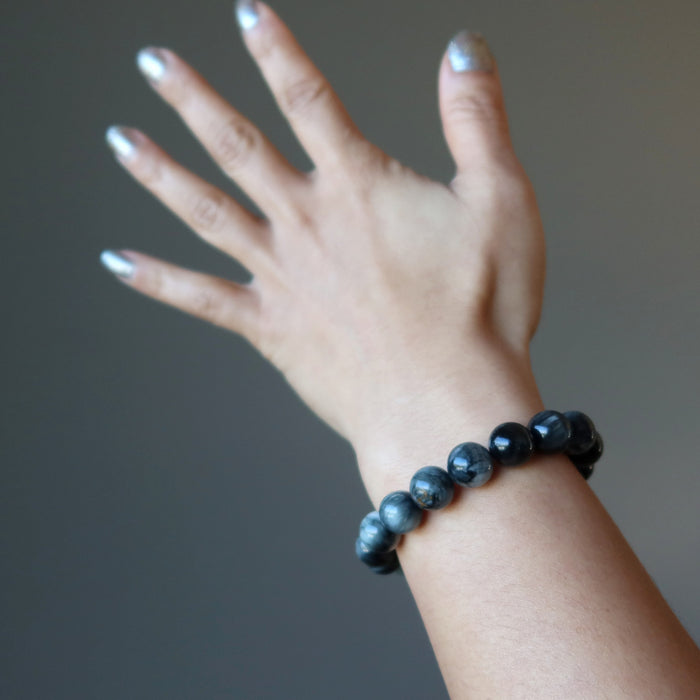 cats eye quartz bracelet on wrist