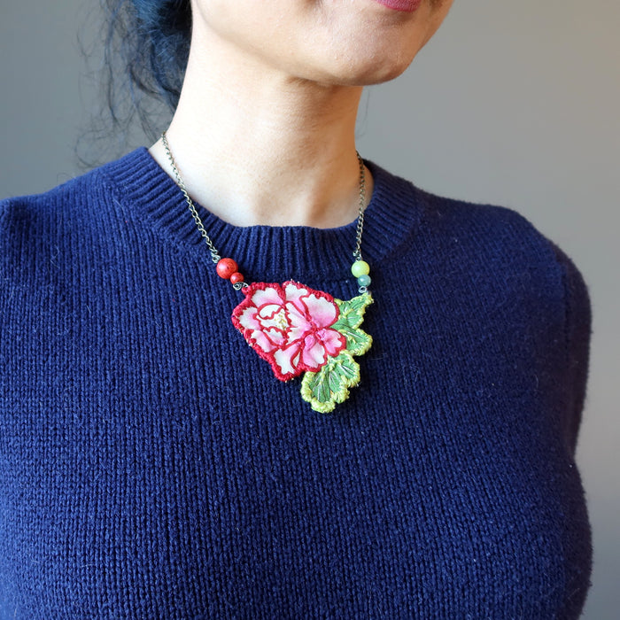 model wearing Red Coral Green Aventurine Serpentine Flower Embroidered Necklace 