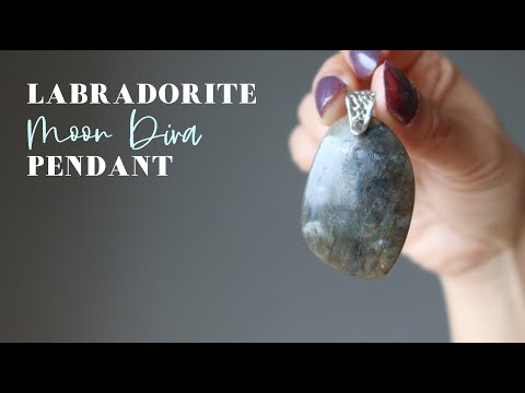 video on labradorite pendant