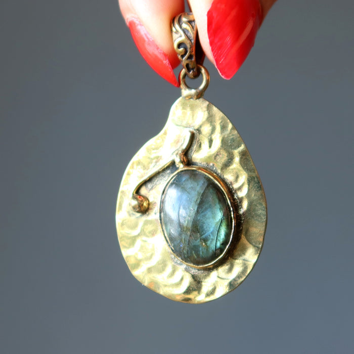 labradorite pendant