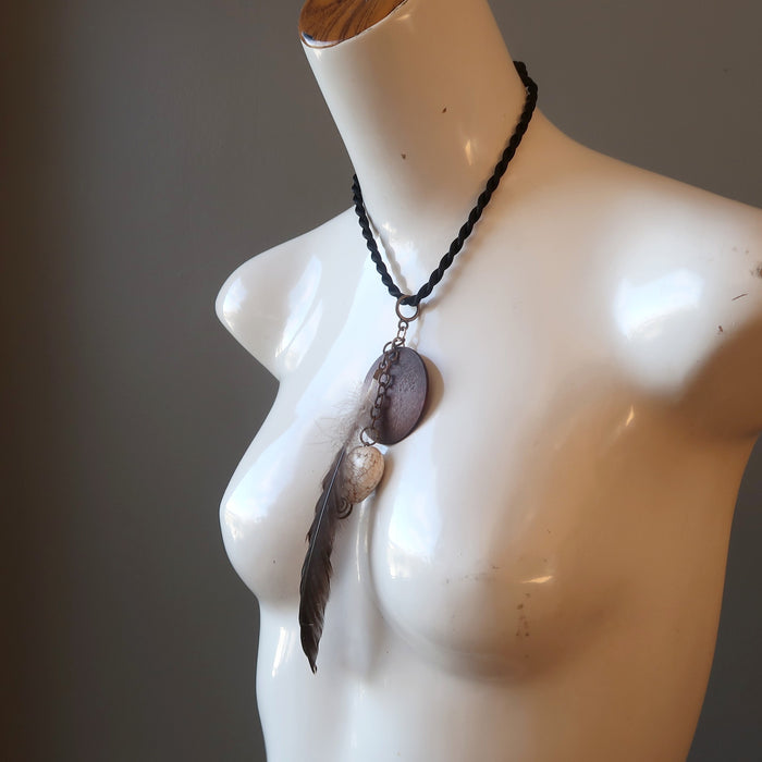 magnesite heart feather necklace