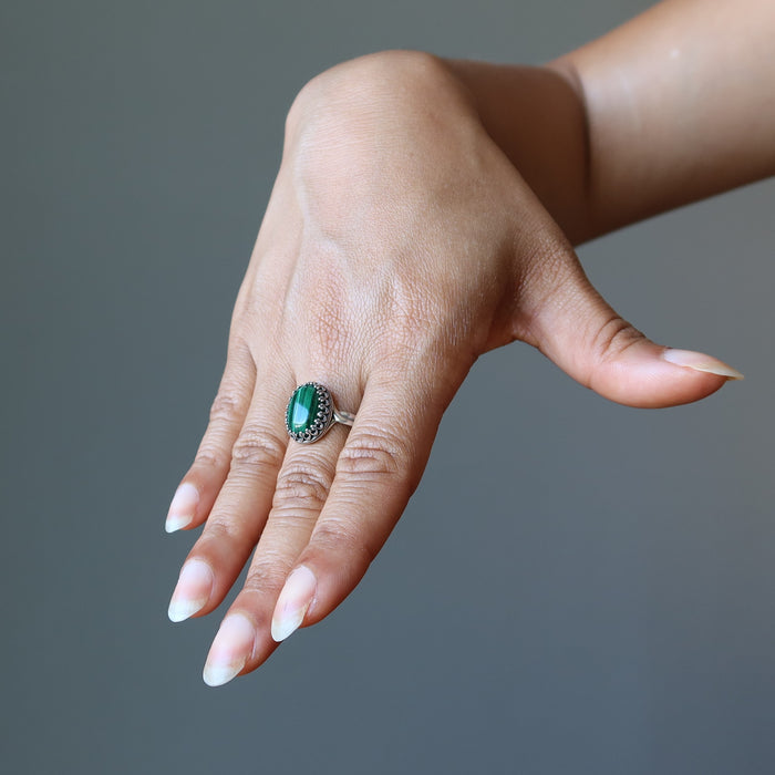 hand modeling sterling silver malachite ring