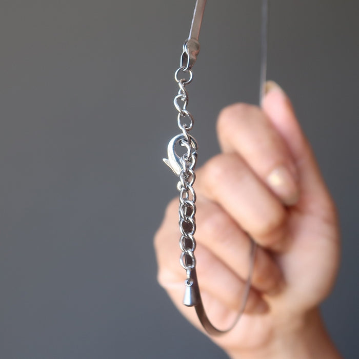 lobster claw clasp of silver choker