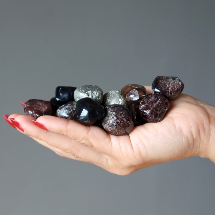 garnet, pyrite, obsidian, smoky quartz tumbled stone set