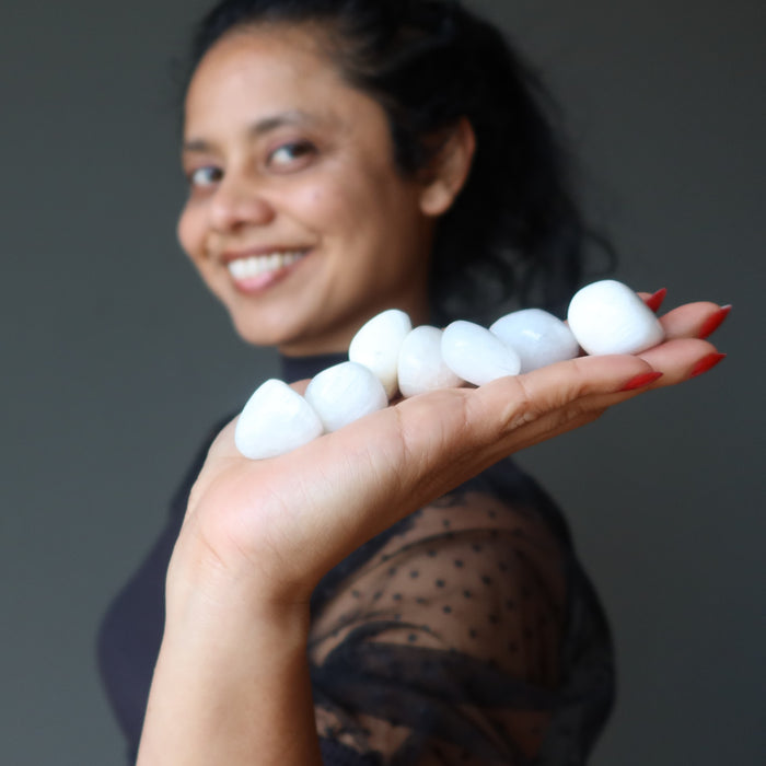 scolecite tumbled stones