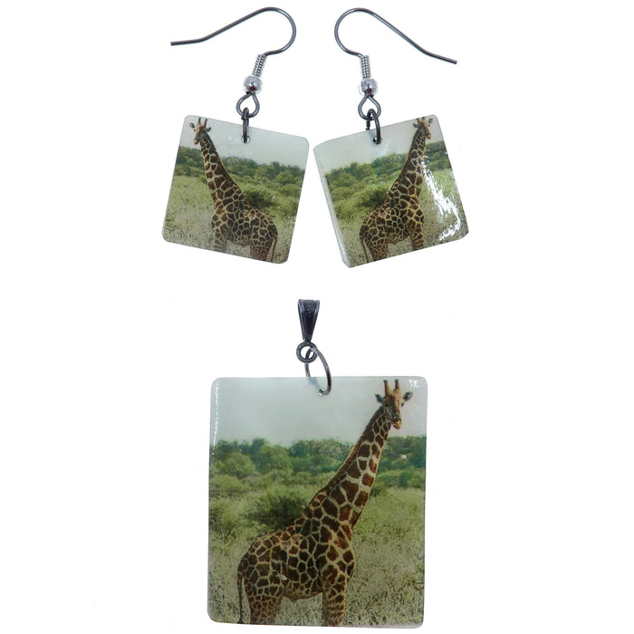 Shell Earrings and Pendant Set Giraffe Jewelry