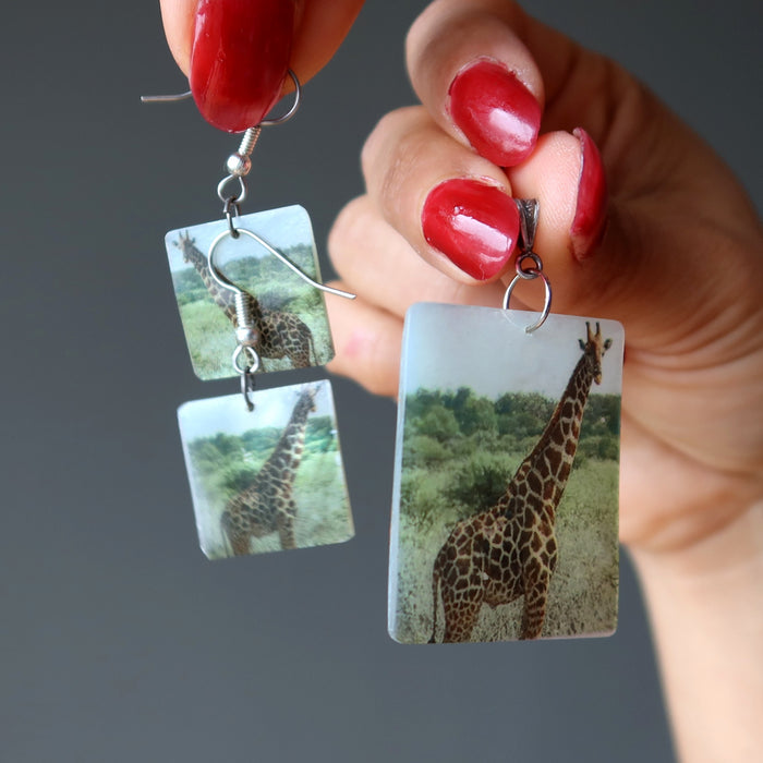 Shell Earrings and Pendant Set Giraffe Jewelry