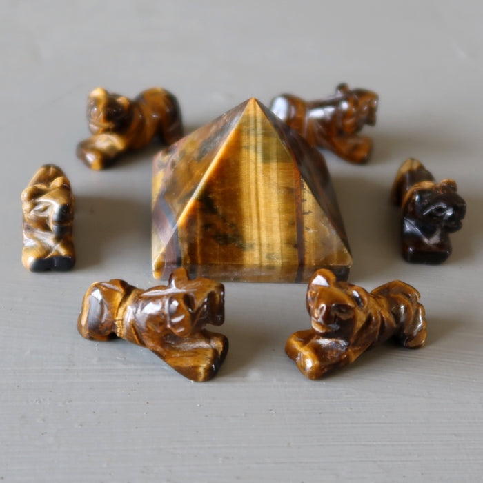 tiger eyes pyramid surrounded by 6 Tigers Eye Tigers